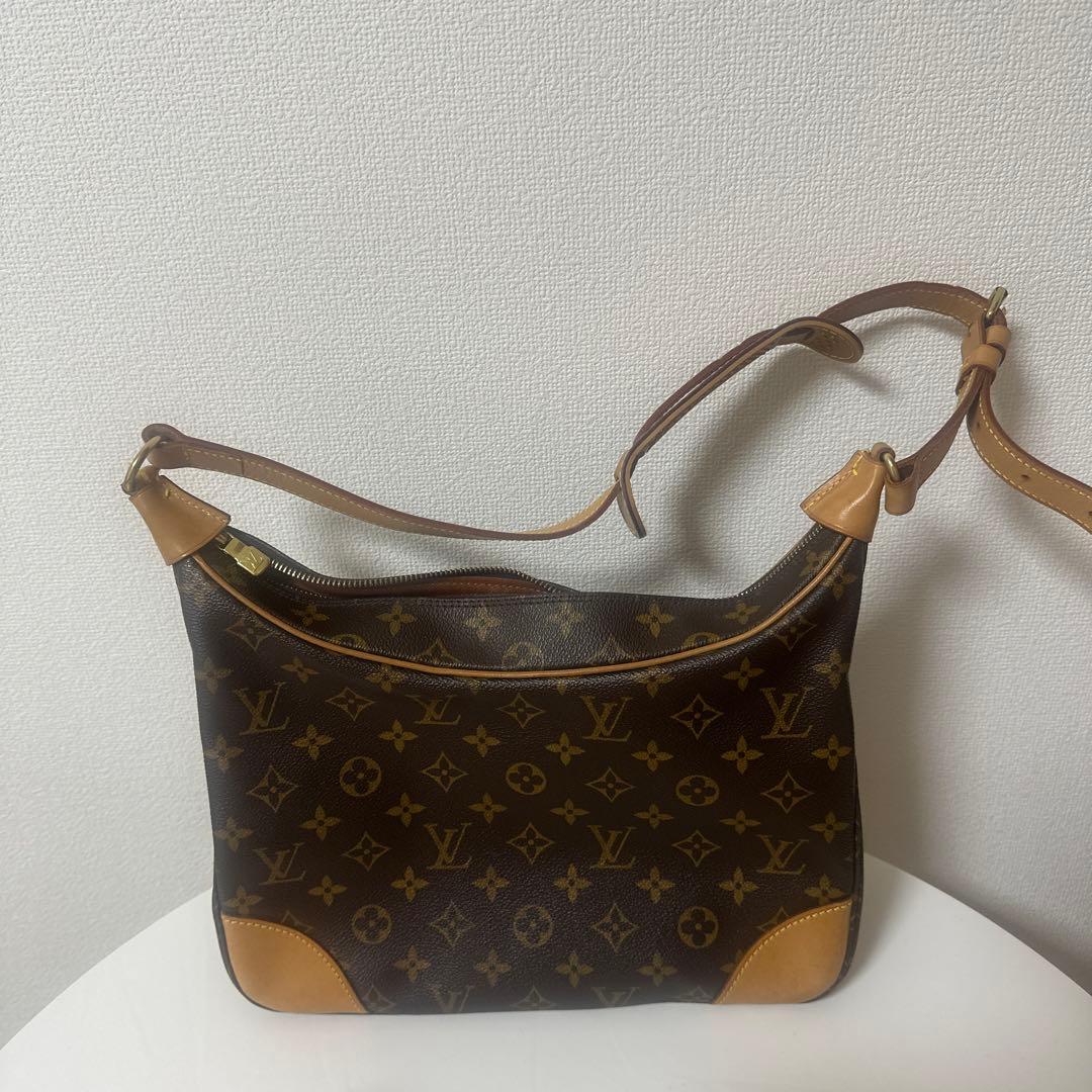 Louis Vuitton ショルダーバッグ ブラウン