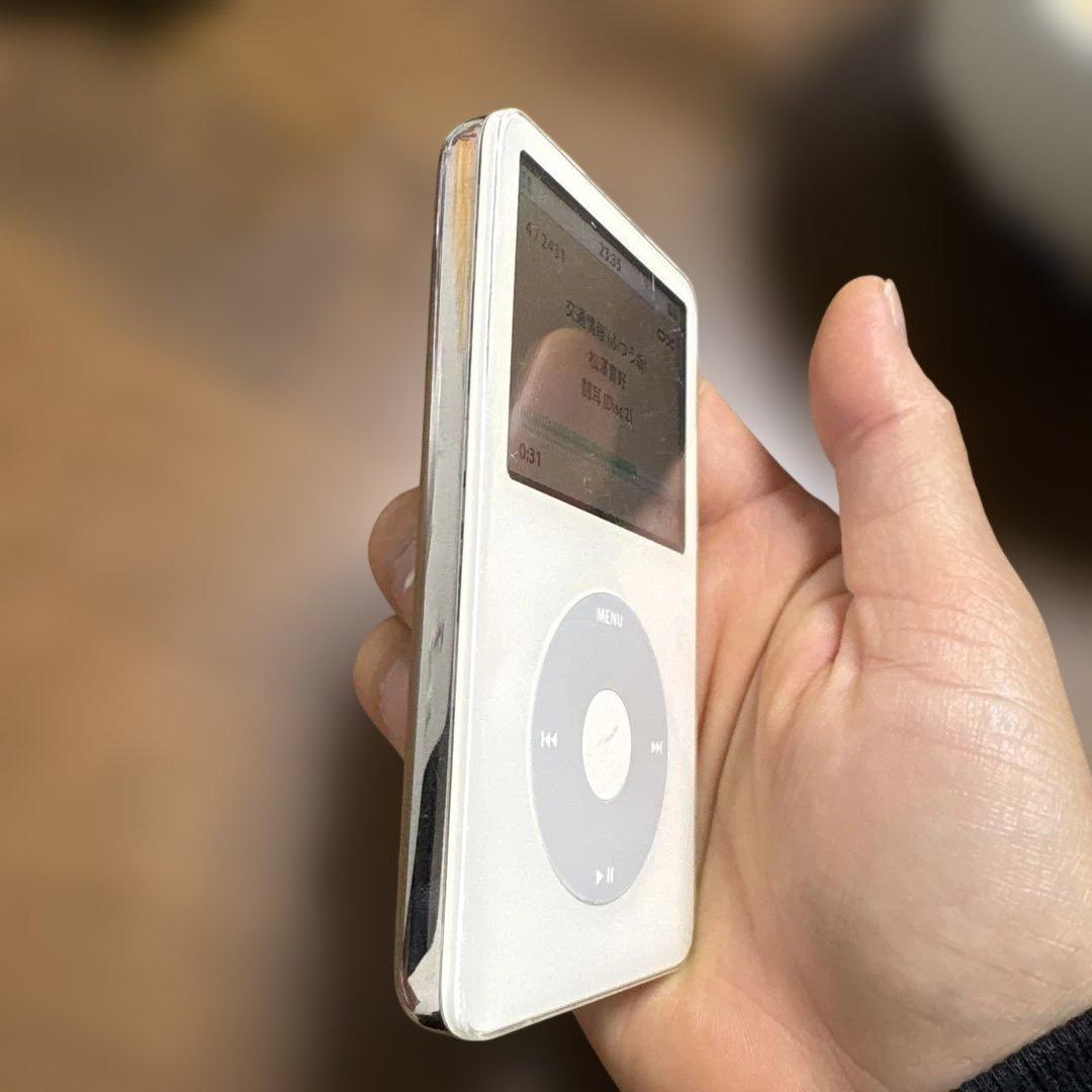 ポータブルプレーヤー Apple iPod 30GB glassic