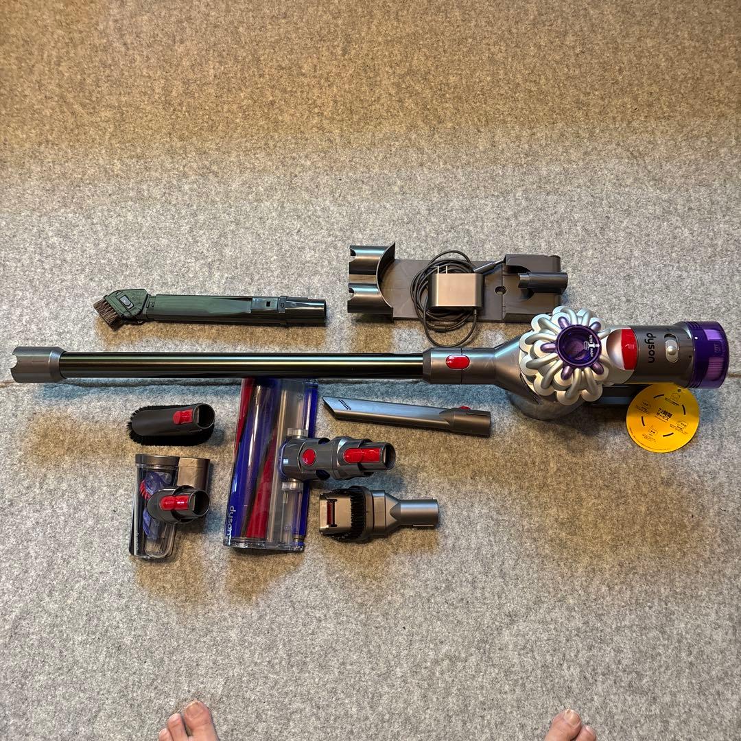 掃除機・クリーナー Dyson V8