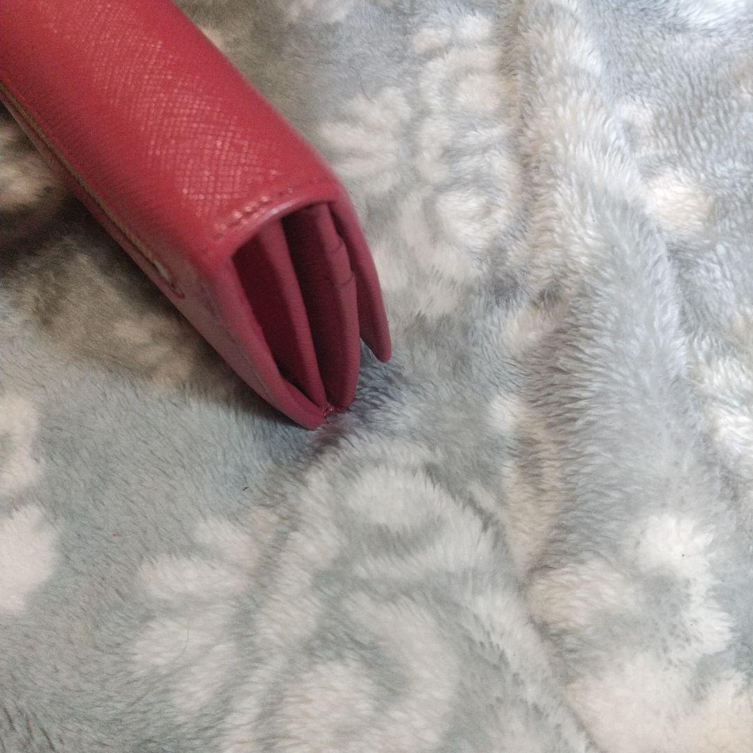 PRADA サフィアーノ三角ロゴ 長財布レッド系