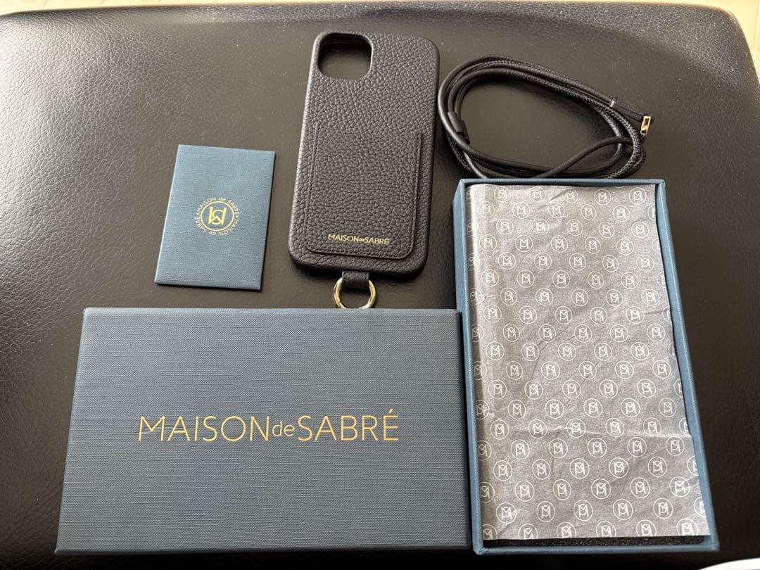 MAISON de SABRE iPhone15 plus ケース　新品