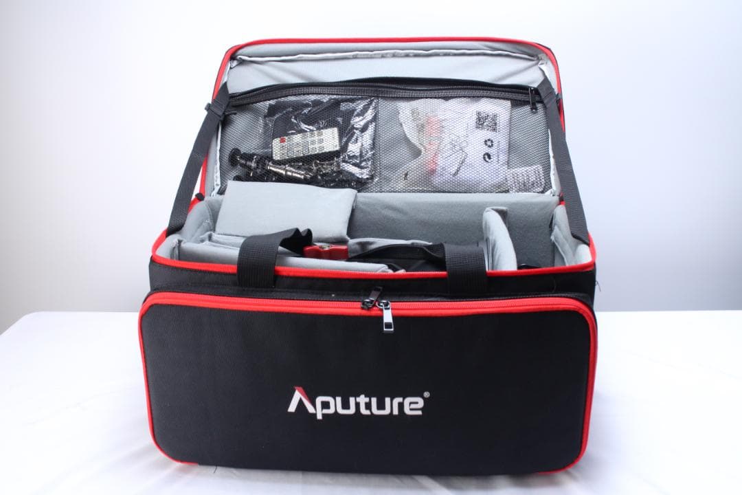 Aputure Light Storm COB 120d 定常光 ビデオライト