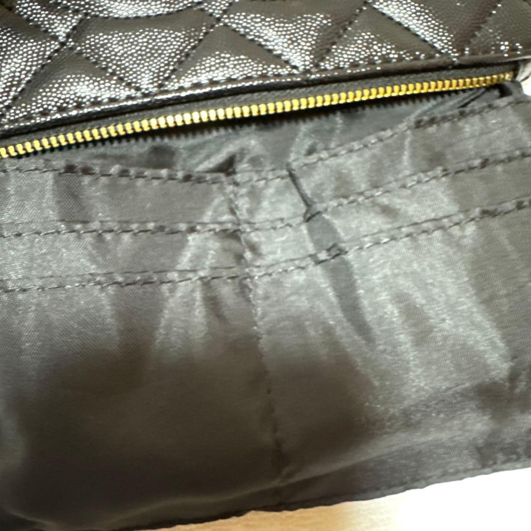 CHANEL ブラック ポーチ　ノベルティ