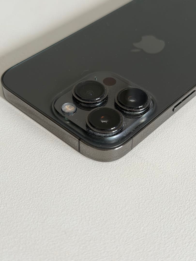 【極美品】カナダ版 iphone13pro 128GB グラファイト