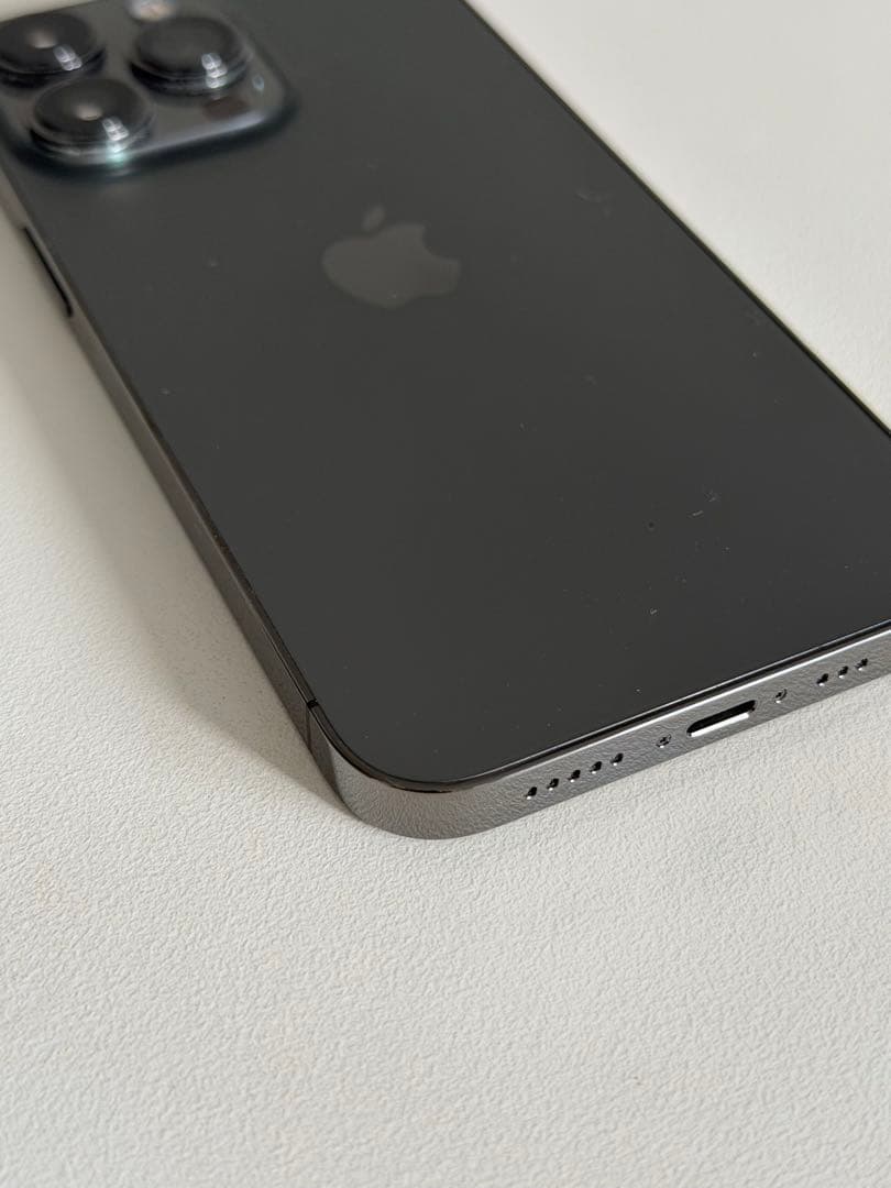 【極美品】カナダ版 iphone13pro 128GB グラファイト