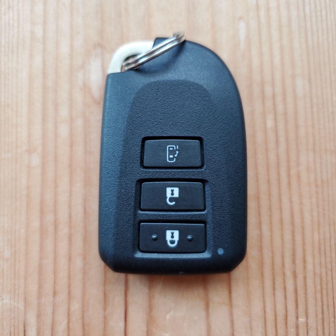 トヨタ純正　 ハイエースワゴン　　片側パワースライド　スマートキー　令和7年製