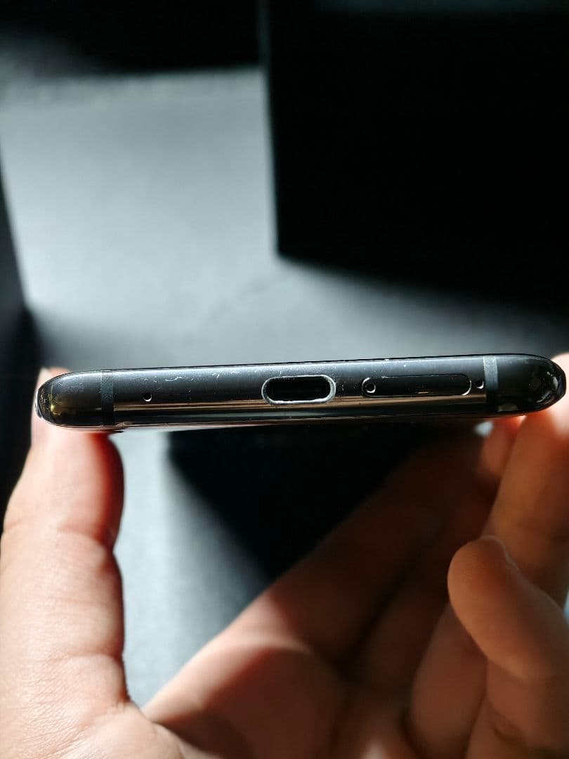 HUAWEI Mate 20 pro 6/128GB SIMフリー