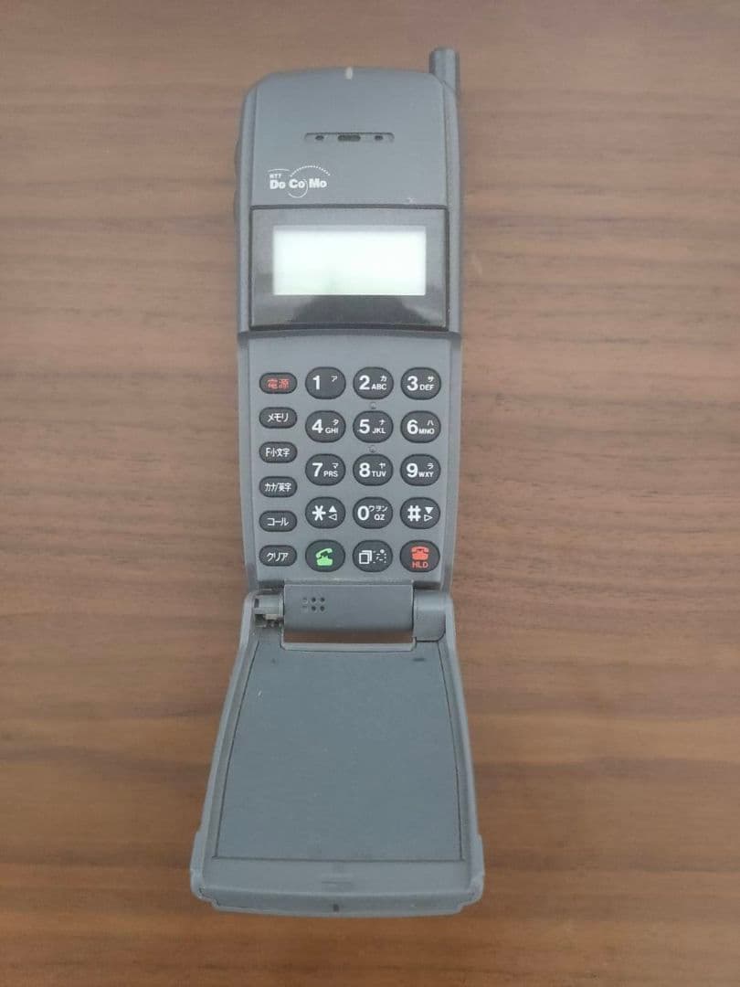 【超希少・歴史的資料】NTTドコモ デジタル・ムーバF（富士通）1994年製