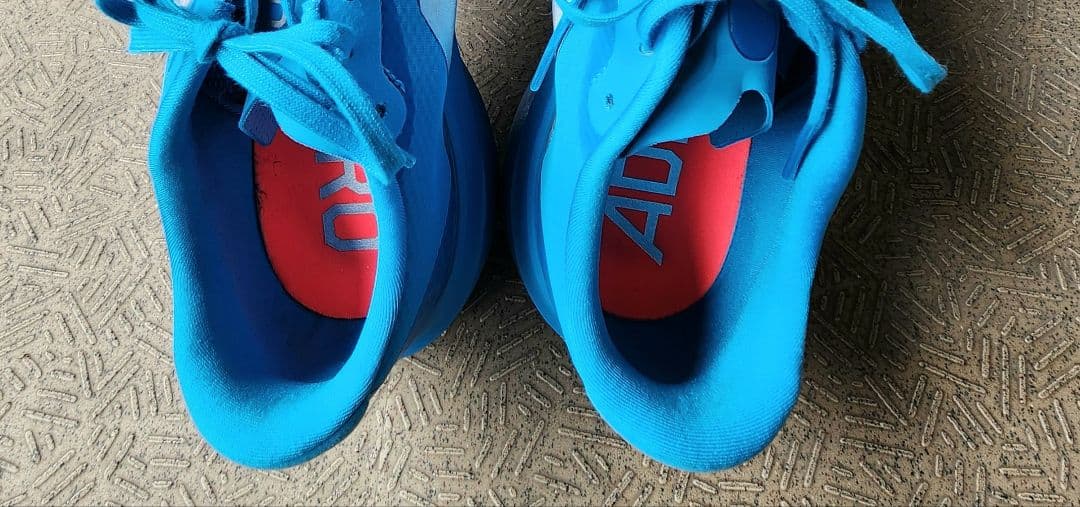 アディダス　アディゼロ エボSLウーブン　26.5cm