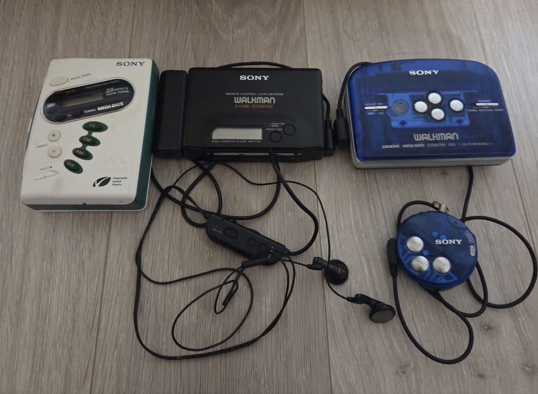 ソニーウォークマン　3個まとめ売り　訳あり