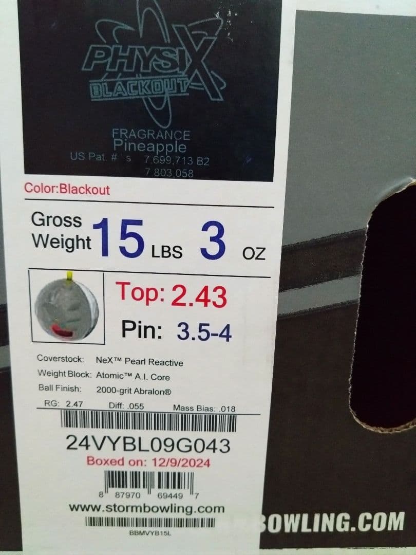 フィジックスブラックアウト　 ボウリングボール 15ポンド