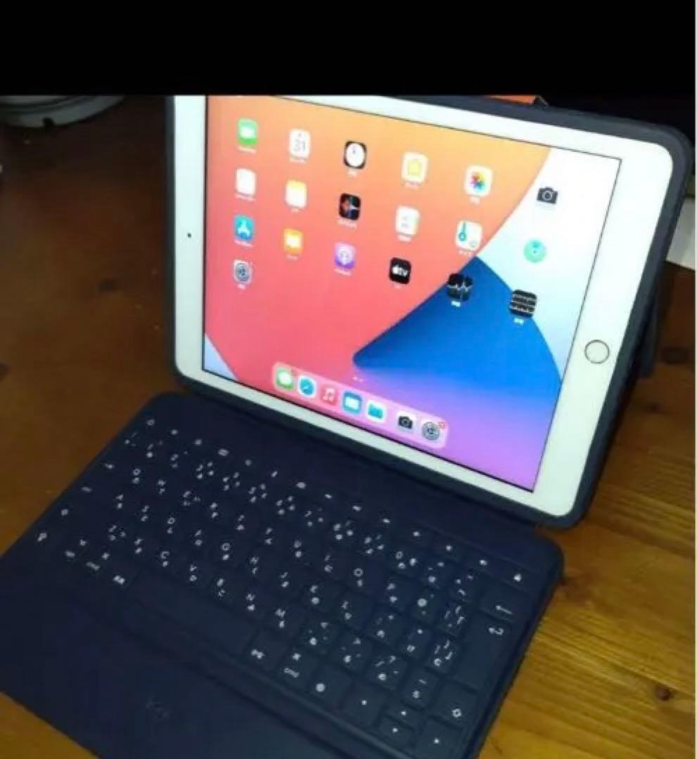 キーボードになるカバー付！iPad (8世代) 32GB Wi-Fiモデル