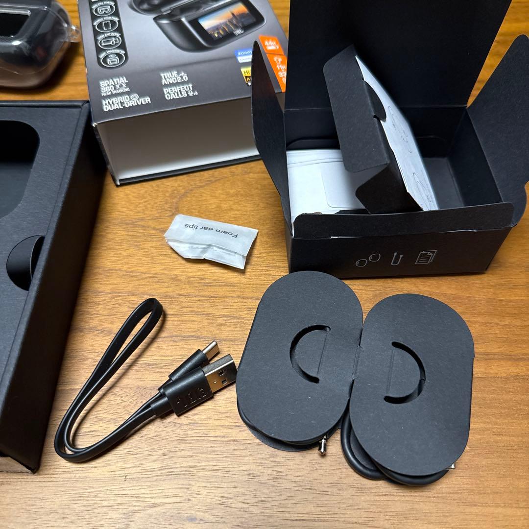 JBL Tour Pro 3 ブラック