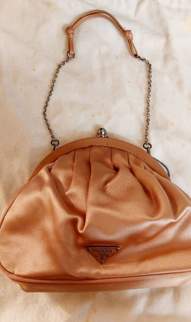 PRADAハンドバッグ.ポーチ