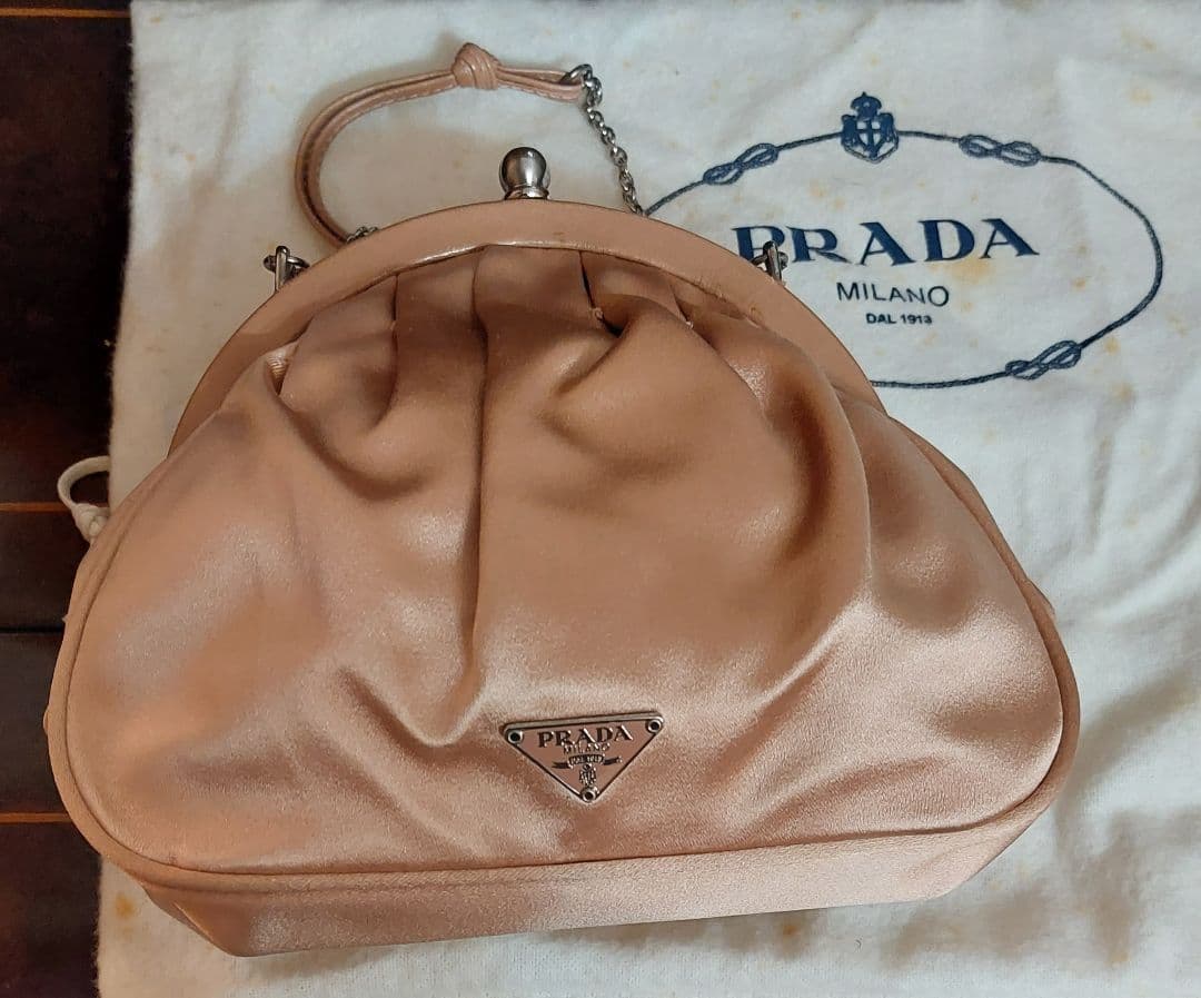 PRADAハンドバッグ.ポーチ