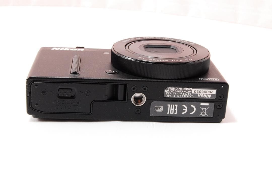 〓バッテリー3個〓ニコン Nikon COOLPIX P340 コンデジカメラ