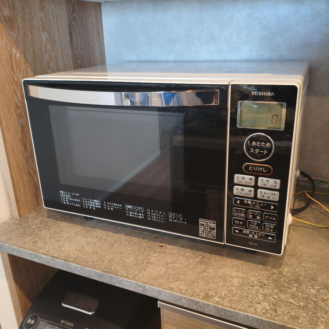 TOSHIBA 東芝 電子レンジ ER-S18 庫内フラット電子レンジ
