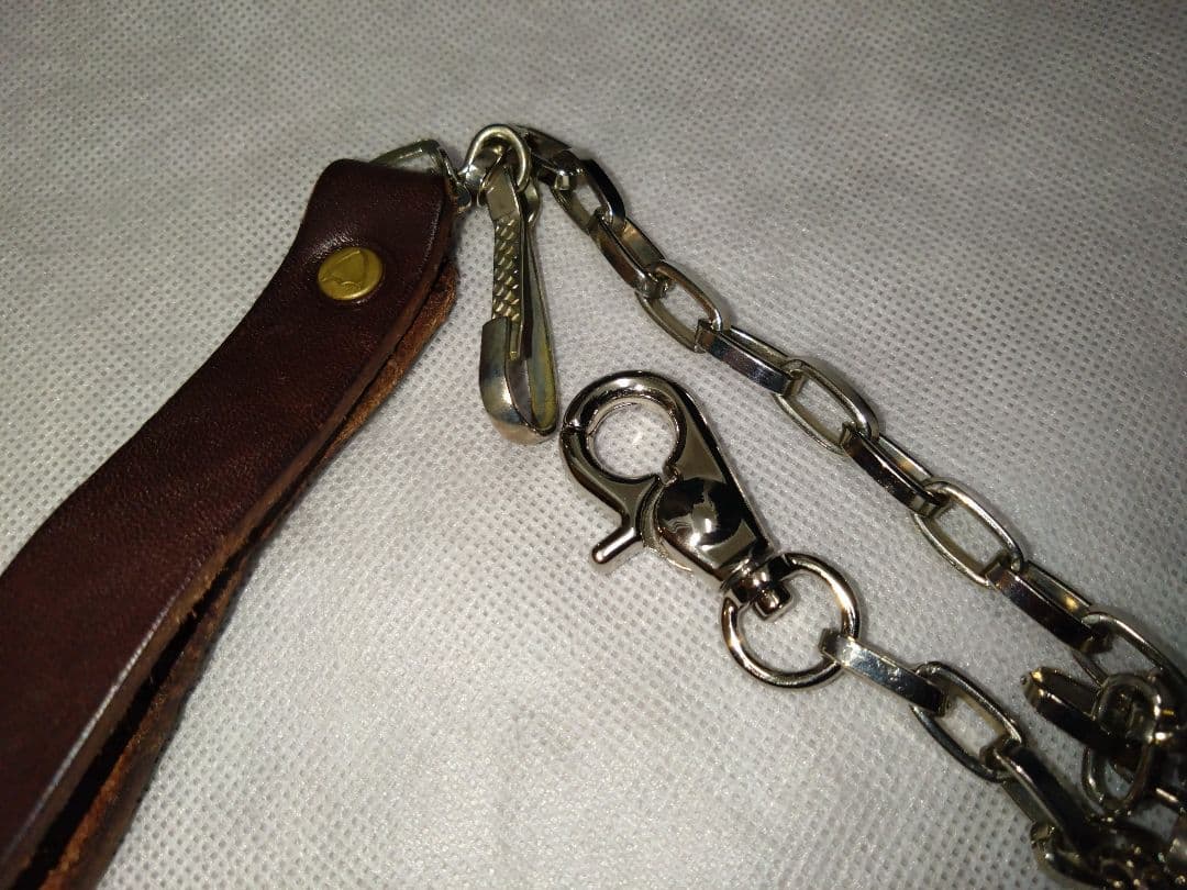 完売品　HTC　ウォレットチェーン　ダークブラウン