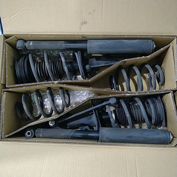 c25セレナ純正サスペンション一式