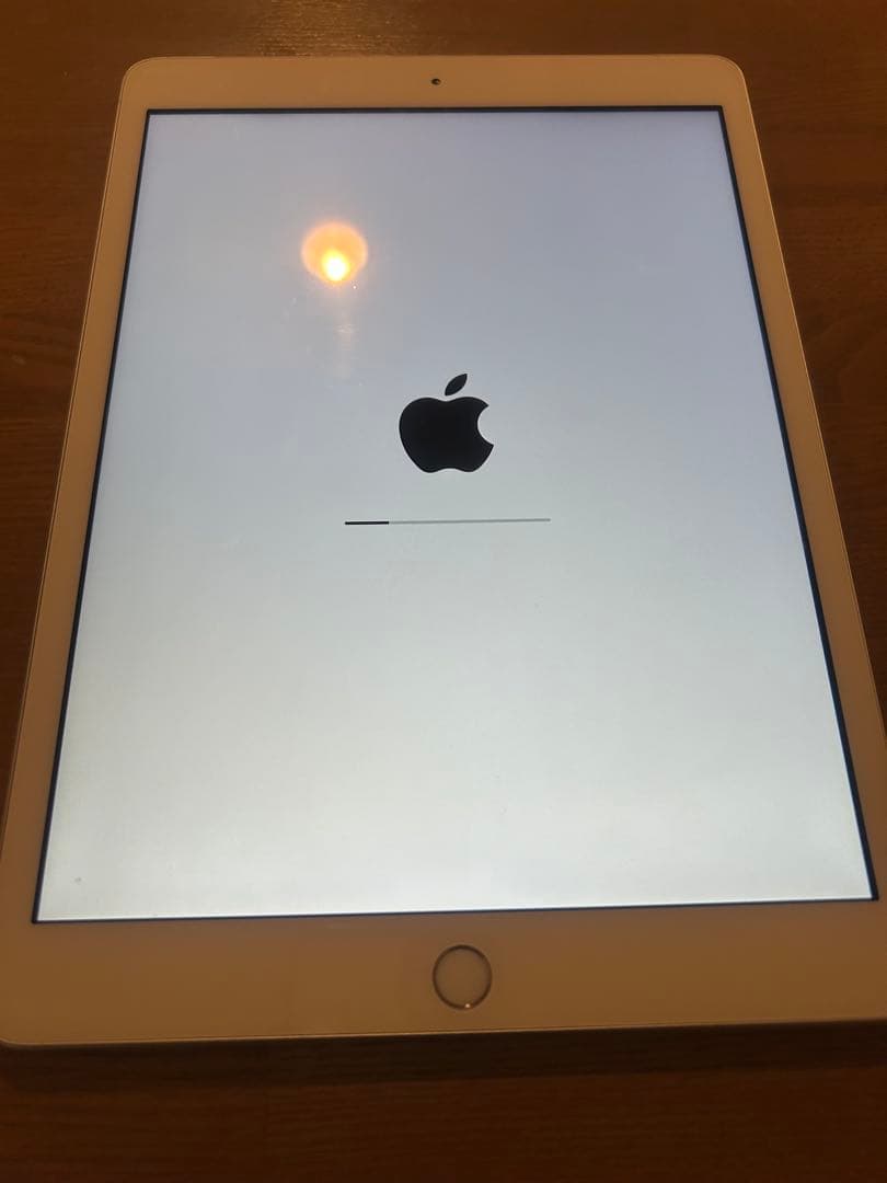 iPad 第8世代　32GB シルバー