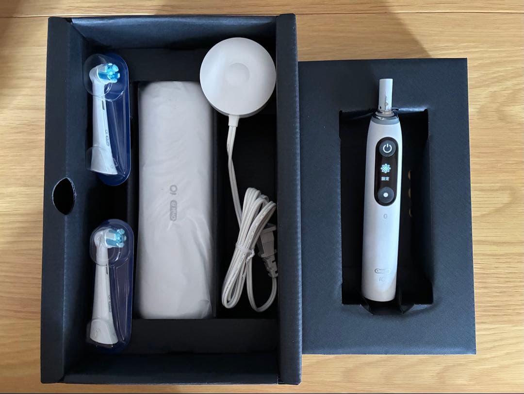 ブラウン オーラルB iO9 (ホワイトアラバスター) 替えブラシ2本付き