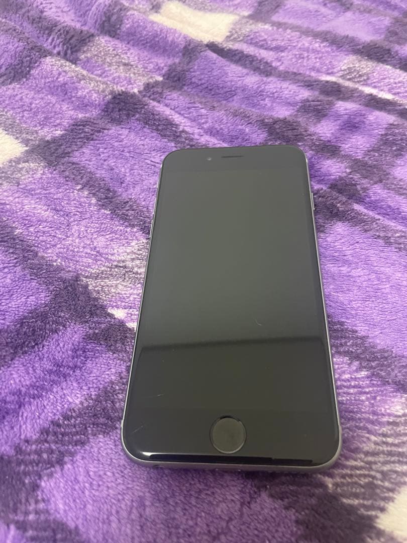 Apple iPhone 6s シルバー　32gb