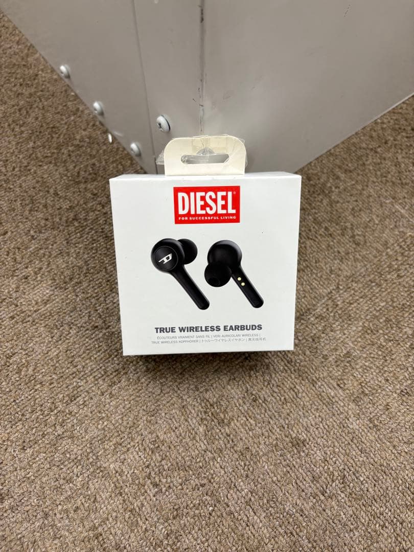 【極美品】イヤホンDIESEL TrueWirelessEarbuds ブラック