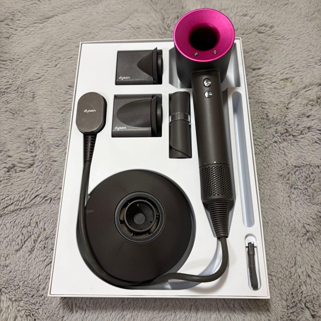 dyson supersonic ヘアドライヤー シルバー/ピンク