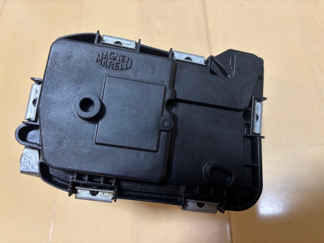 ザ•ビートル　純正 スロットルボディ DBA-16CBZ