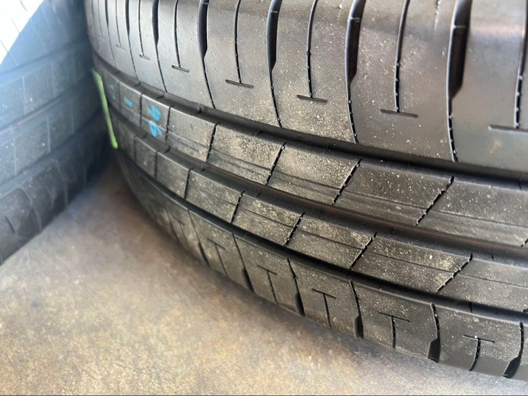 ロッキー純正ホイール195/60r17 2本 夏タイヤ