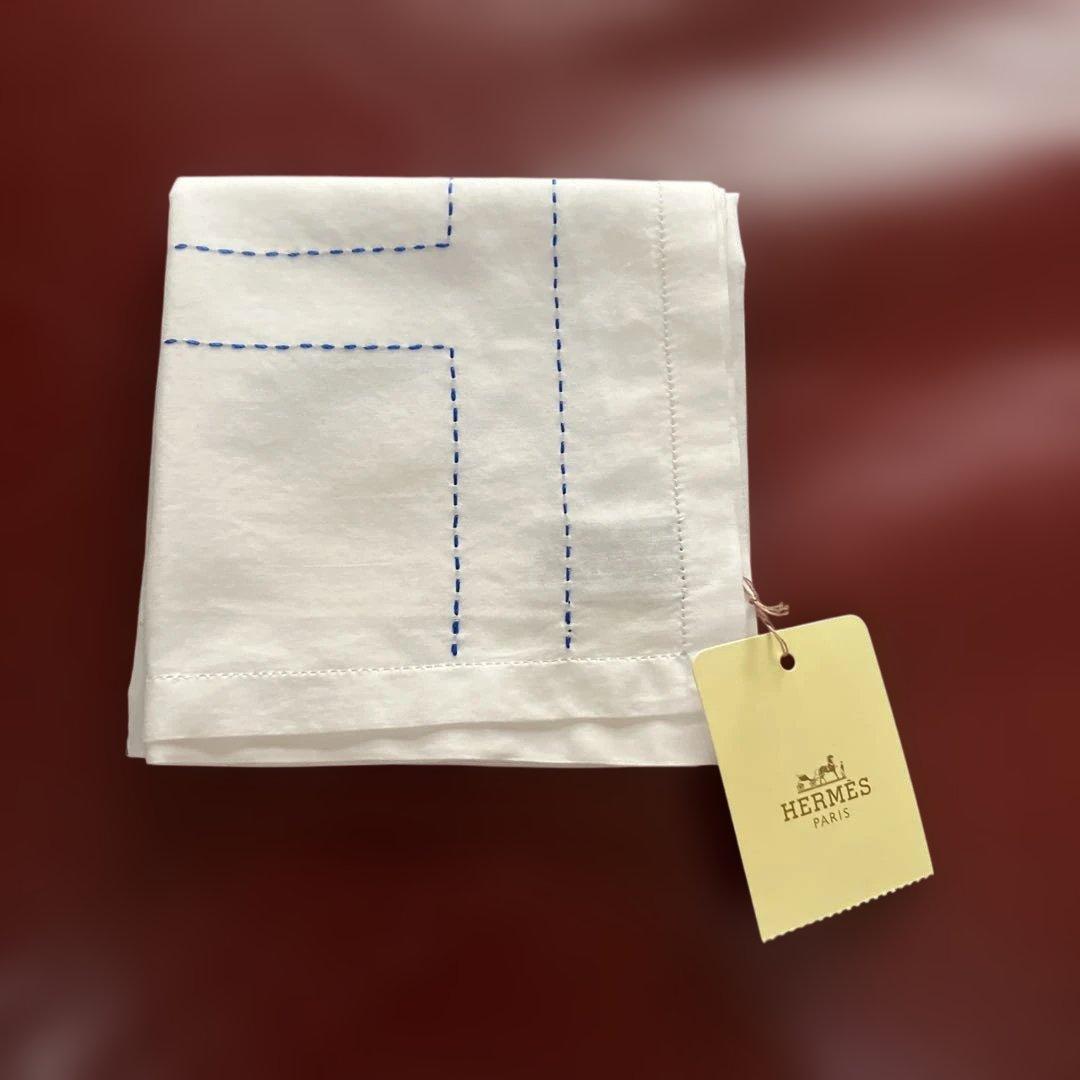 エルメス　刺繍ハンカチ　未使用