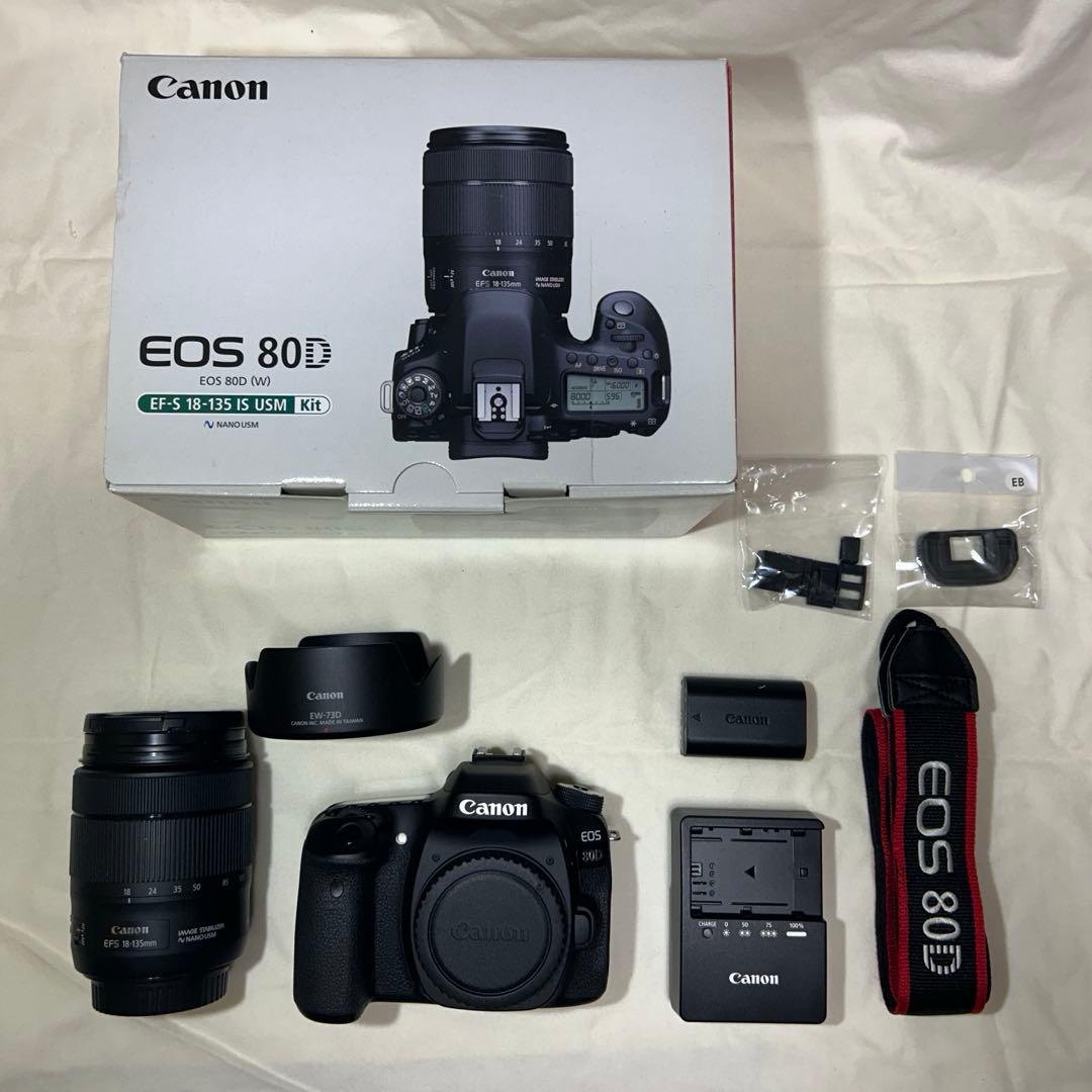 キヤノン EOS 80D EF-S18-135 IS USM 【おまけ付き】