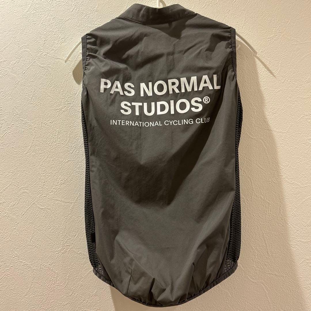 パスノーマルスタジオ　mechanism ジレ　レディースS