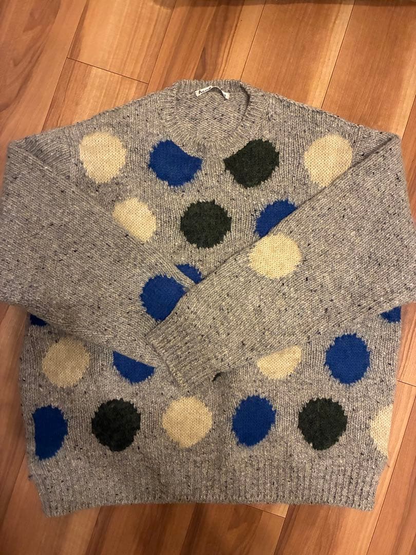 断*読様 Acne Studios ドット柄ニットセーター