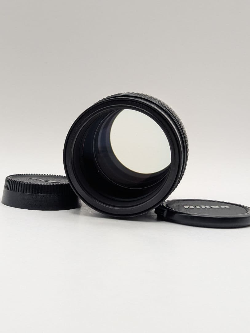 Nikon Ai-S NIKKOR 105mm F1.8 単焦点レンズ