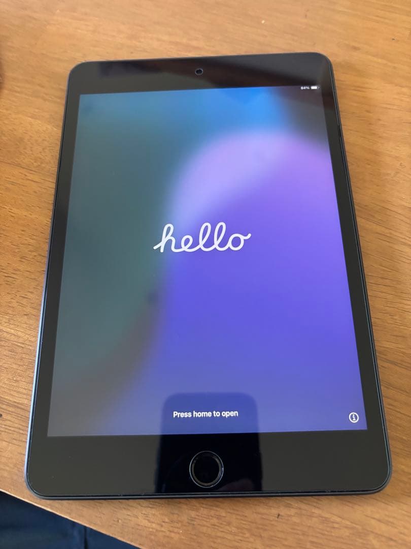 第5世代　iPad mini 64GB スペースグレイ