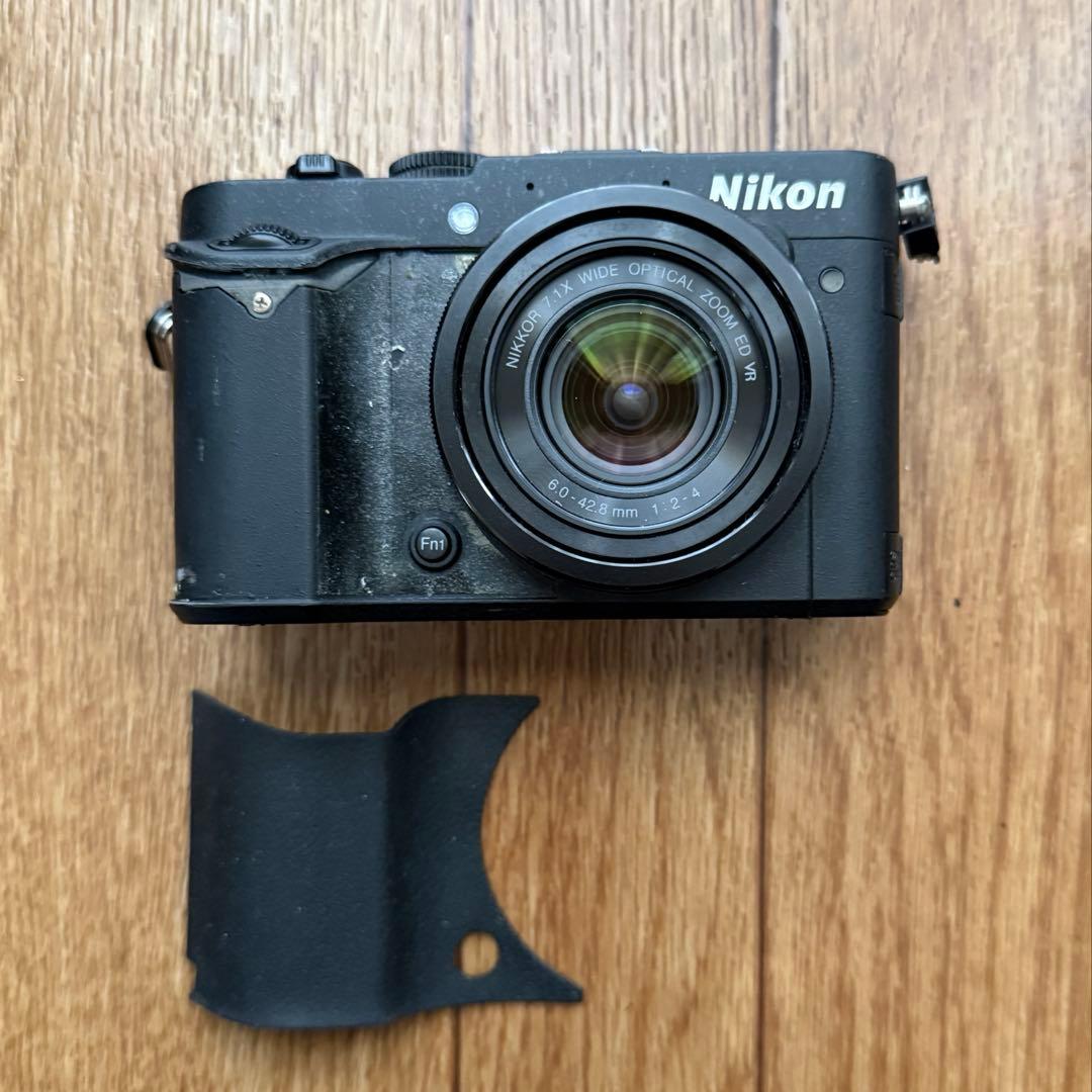 Nikon Coolpix P7700 動作確認済み ラバー剥がれ