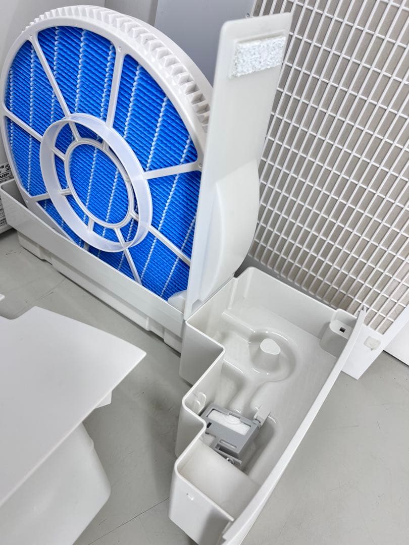 SHARP 　KI-PX70-W　２２年製　加湿空気清浄機