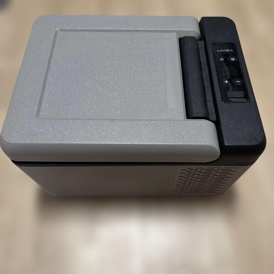 LIVZA ポータブル冷蔵庫 9L 車載対応 DC12V/24V
