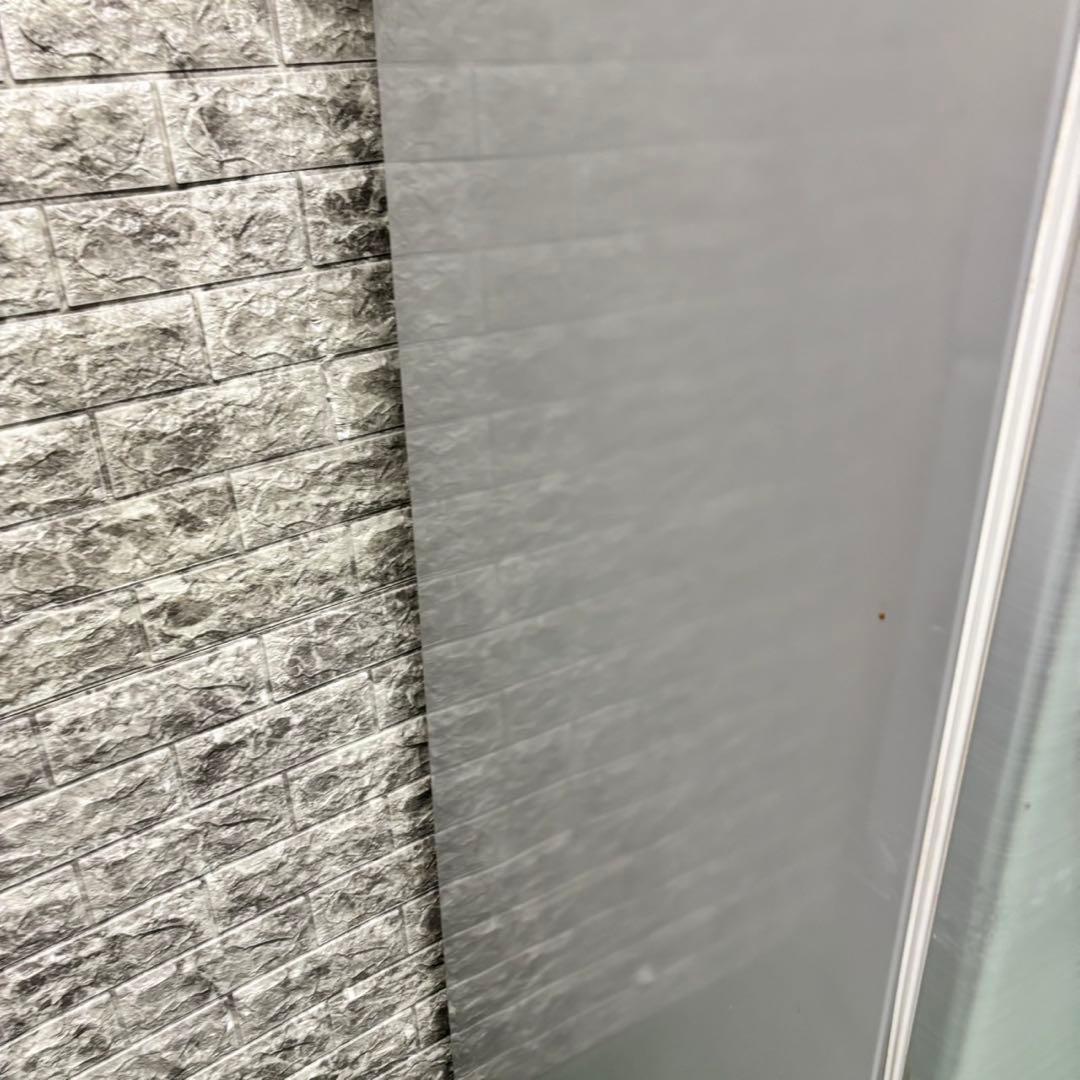 632 大型冷蔵庫　家庭向け　200L強　一人暮らし〜4人まで　保証込み