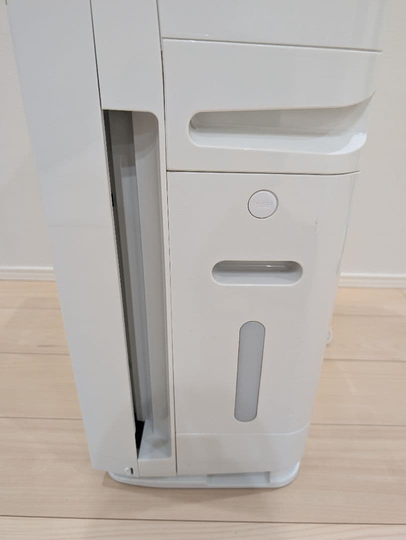 ダイキン Daikin ２０２０年製 MCK70XJ-W 空気清浄機　加湿機能付