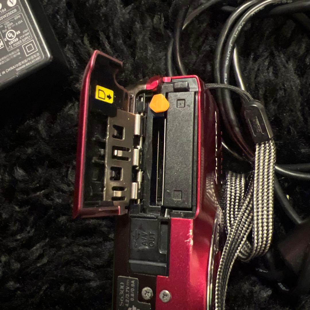 H*t様 Nikon COOLPIX S6300 赤 デジタルカメラ 動作⚪︎