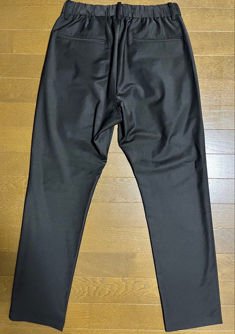 ATTACHMENT イージーパンツ