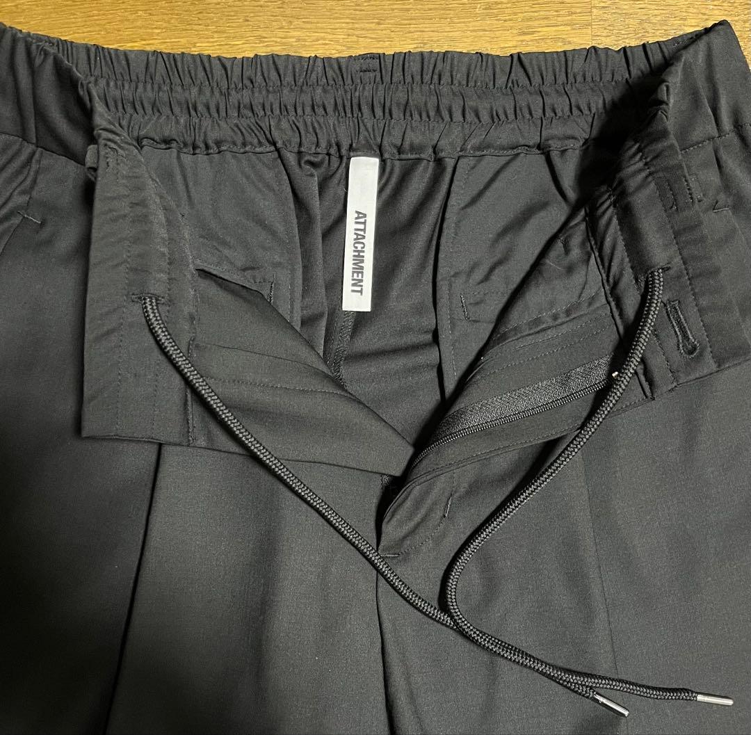 ATTACHMENT イージーパンツ