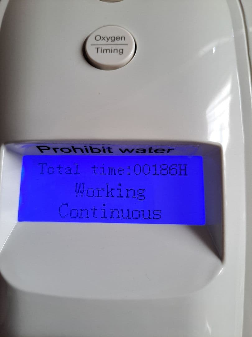 神戸メディケア　酸素濃縮器　酸素発生器M102-C5L