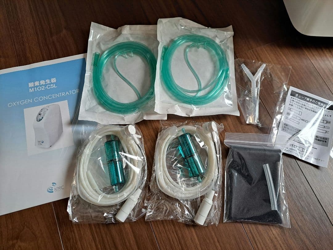 神戸メディケア　酸素濃縮器　酸素発生器M102-C5L