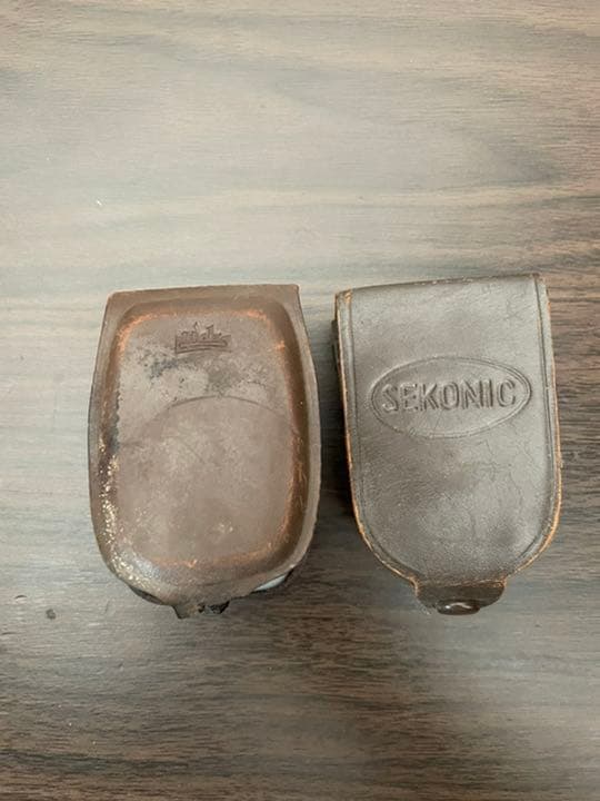 カメラの用品？