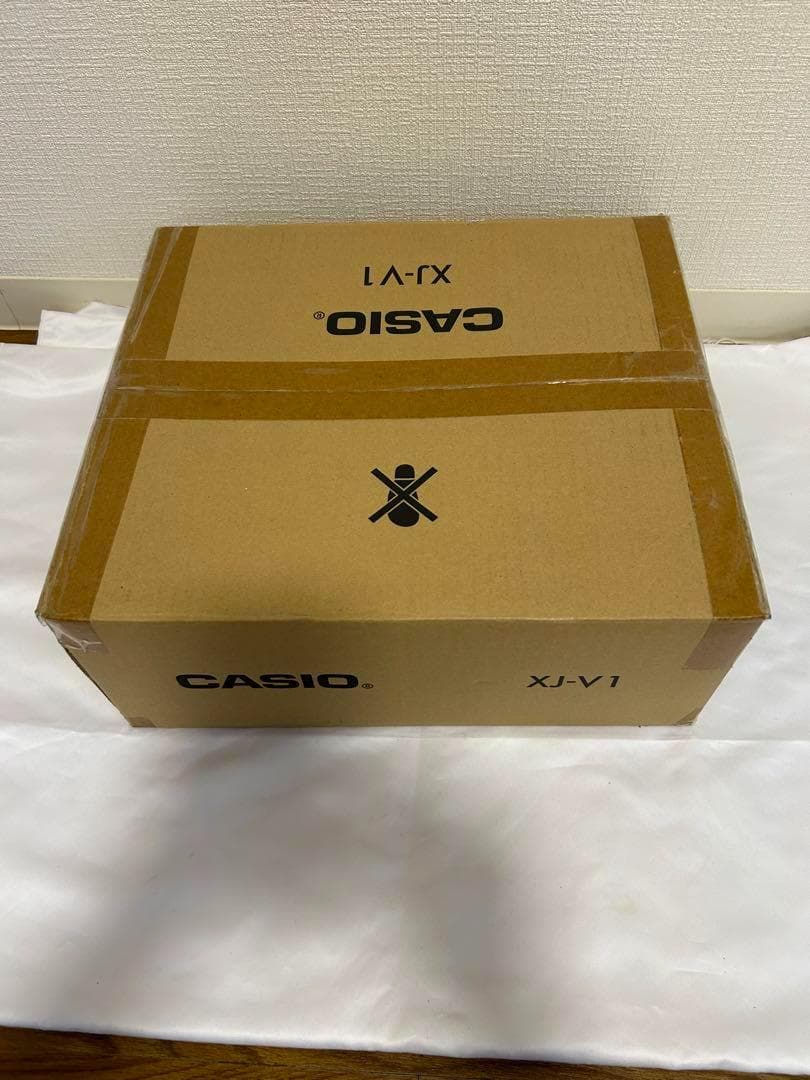 新品未開封 カシオ レーザー＆LED プロジェクター XJ-V1