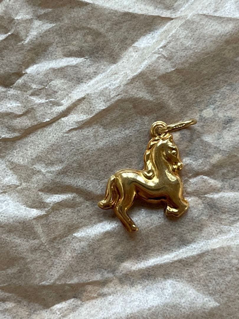 ウノアエレ18金馬チャーム