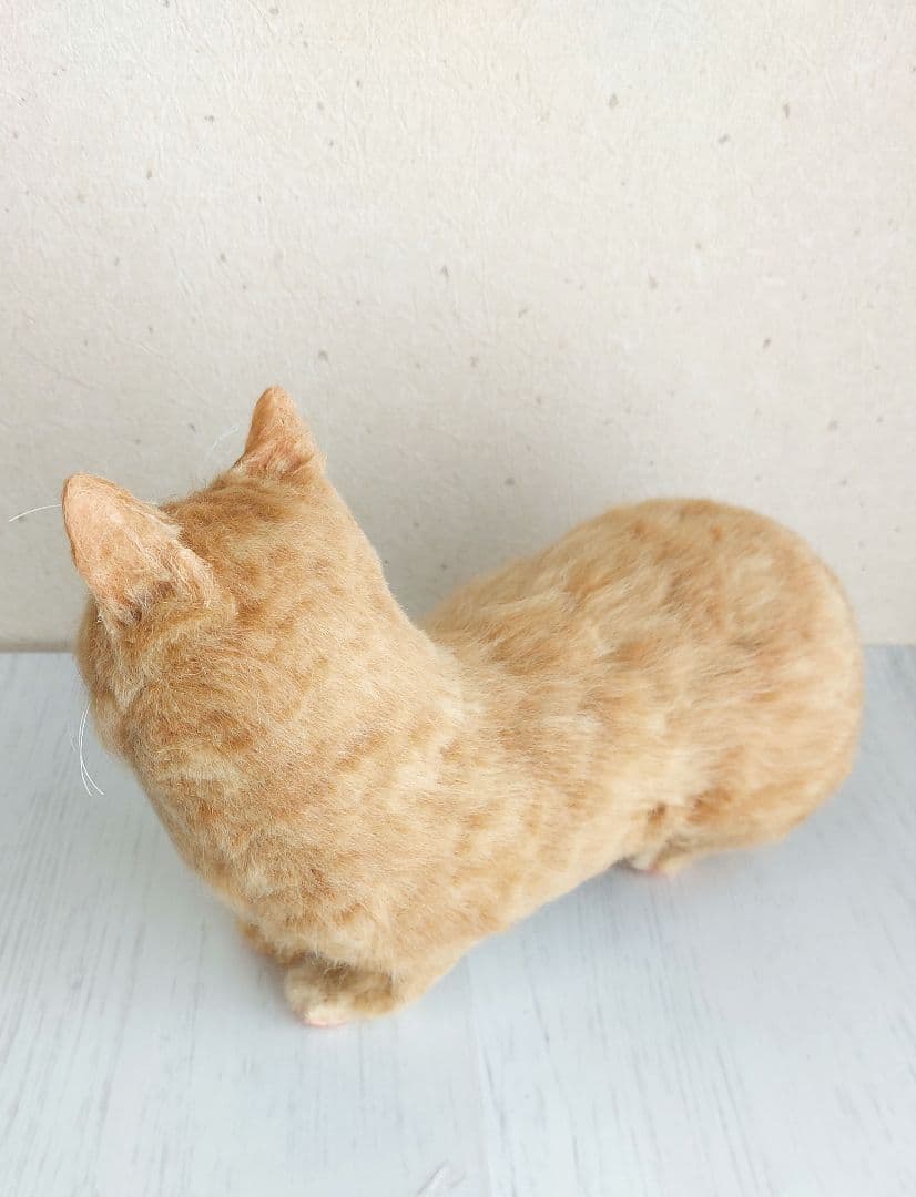 羊毛フェルト　猫(マンチカン)